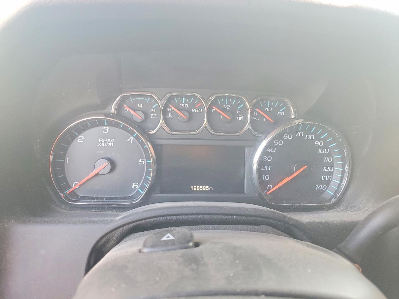 2017 GMC Yukon XL VIN 1GKS1GKC4HR170444 COPART salvage auction — Normal Wear, NM - CERTIFICATE OF TITLE, sold $3,150 on 2026-07-09 (photo 9)