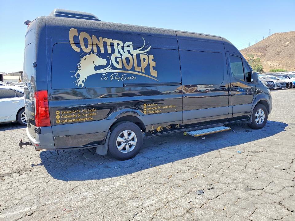 2020 Mercedes-benz Sprinter VIN W1Z4EGHY9LT022806 COPART salvage auction — MINOR DENT/SCRATCHES, CA - DIS/DLR/EXP ONLY CLEAN TITLE, sold $19,000 on 2026-08-29 (photo 3)