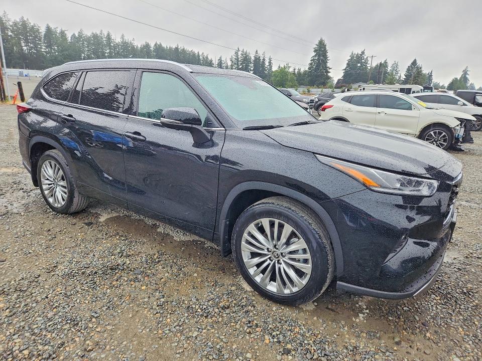 2024 Toyota Highlander VIN 5TDKDRBH4RS528820 COPART salvage auction — REAR END, Wa - Bill Of Sale, sold $19,500 on 2026-07-26 (photo 4)