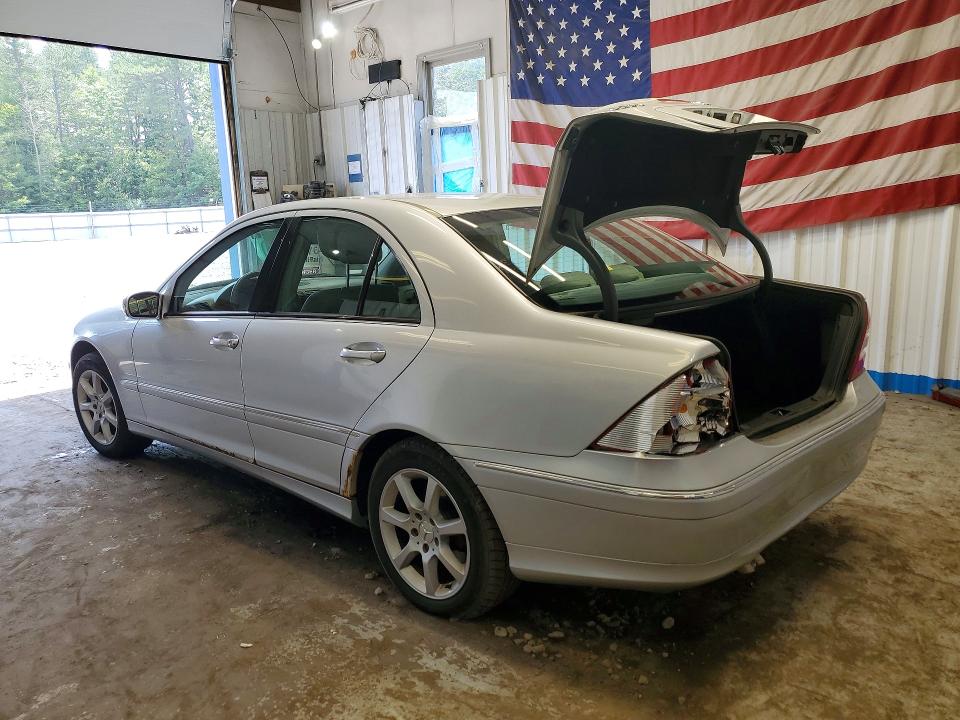 2007 Mercedes-benz C class VIN WDBRF92H67F850640 COPART salvage auction — REAR END, Me - Cert Of Title-Salvage Collisio, sold $90 on 2026-07-23 (photo 2)