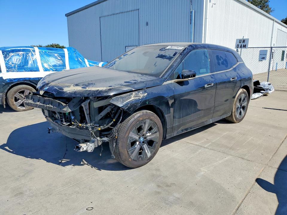 2024 BMW Ix VIN WB523CF0XRCP60355 COPART salvage auction — FRONT END, Ca - Certificate Of Title, sold $2,100 on 2026-07-28 (photo 1)