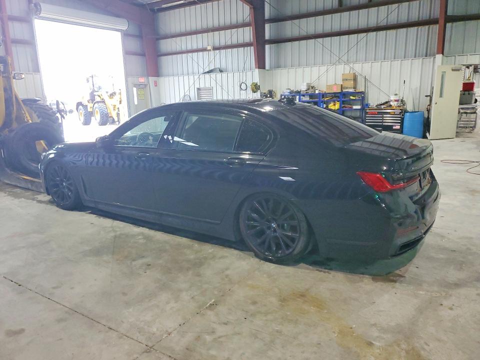 2022 BMW 7er VIN WBA7U2C02NCH74671 COPART salvage auction — WATER/FLOOD, Fl - Certificate Of Destruction, sold $16,200 on 2026-08-05 (photo 2)