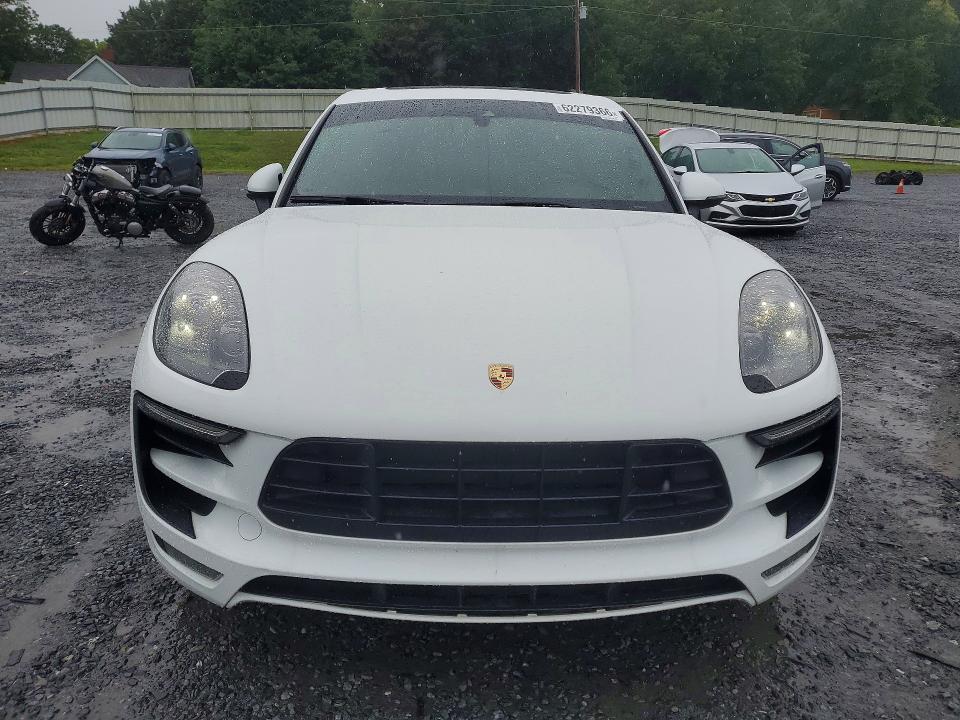 2018 Porsche Macan VIN WP1AG2A53JLB62001 COPART salvage auction — MINOR DENT/SCRATCHES, Nc - Dealer Only Clean Title (P), sold $19,500 on 2026-07-29 (photo 5)