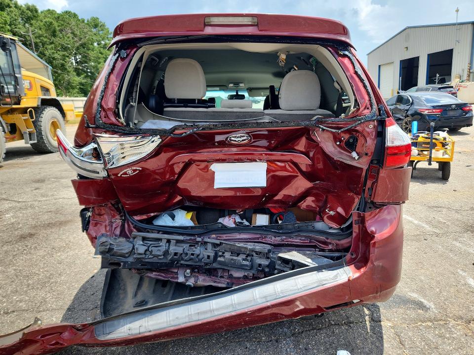 2016 Toyota Sienna VIN 5TDKK3DC1GS748739 COPART salvage auction — REAR END, AL - CERT OF TITLE-SALVAGE TITLE (P), sold $2,850 on 2026-07-27 (photo 6)