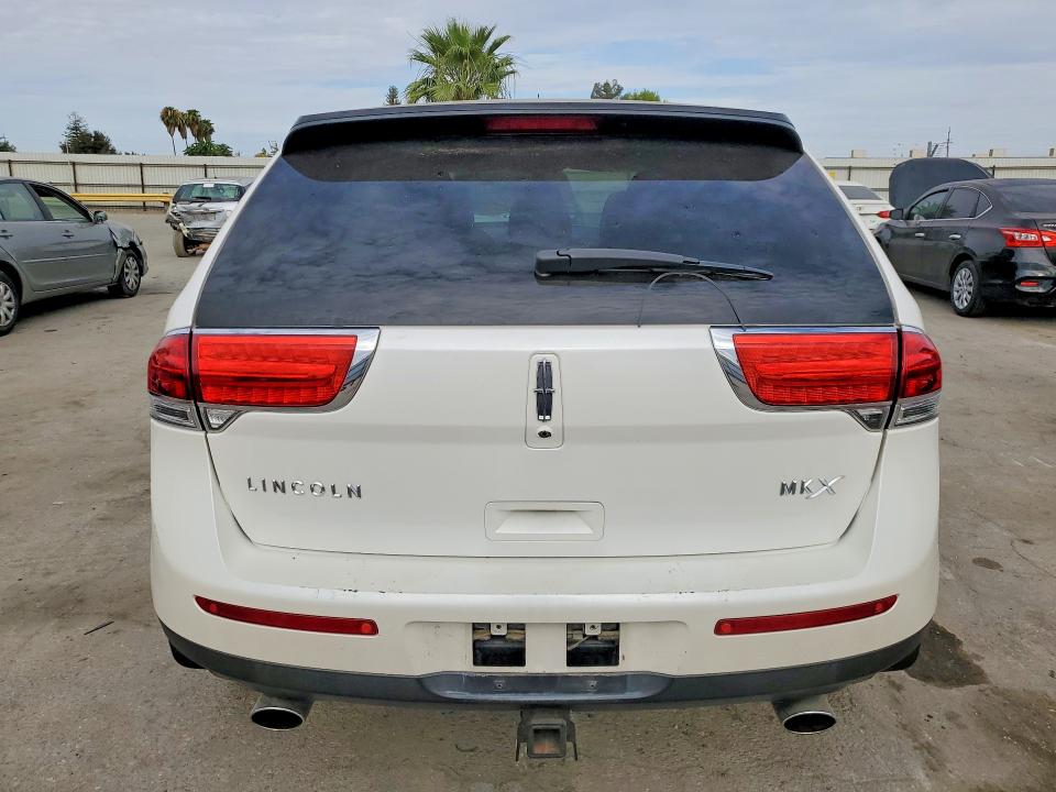 2013 Lincoln Mkx VIN 2LMDJ6JK7DBL38565 COPART salvage auction — FRONT END, CA - SALVAGE CERTIFICATE, sold $750 on 2026-07-24 (photo 6)