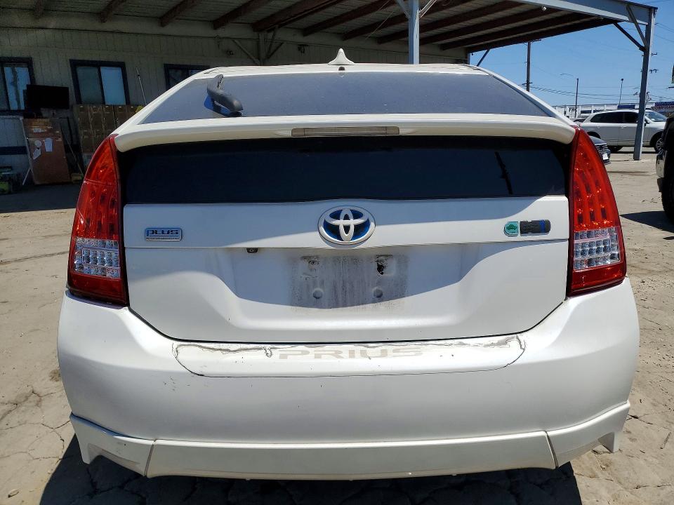 2011 Toyota Prius VIN JTDKN3DUXB5313832 COPART salvage auction — SIDE, CA - SALVAGE CERTIFICATE, sold $1,450 on 2026-07-30 (photo 6)