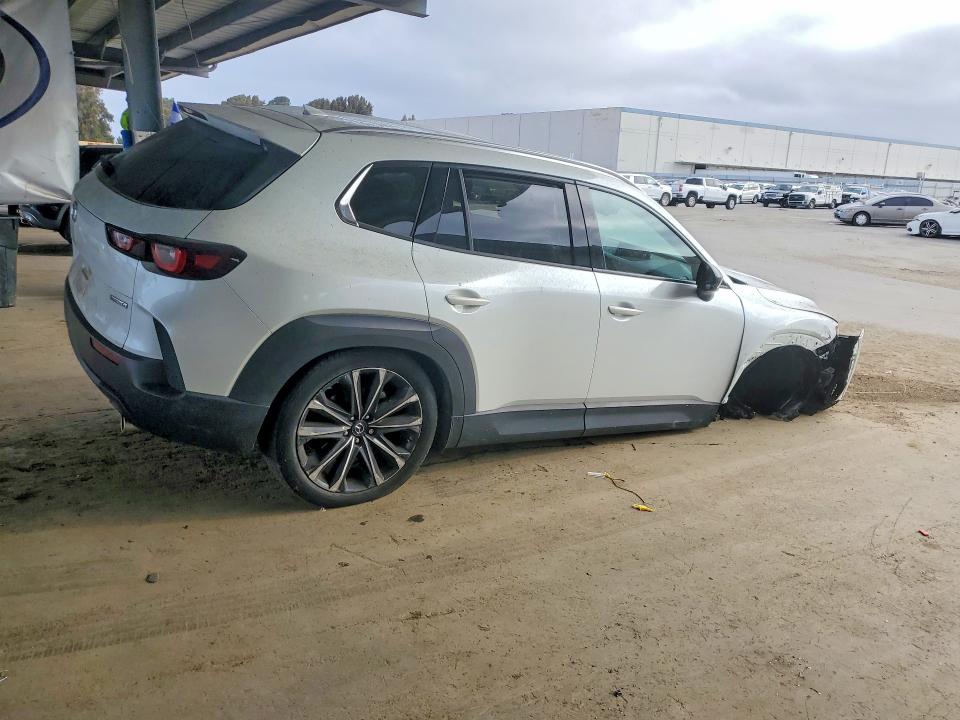 2023 Mazda Cx-50 VIN 7MMVABEM6PN152517 COPART salvage auction — FRONT END, CA - SALVAGE CERTIFICATE, sold $7,900 on 2026-08-25 (photo 3)