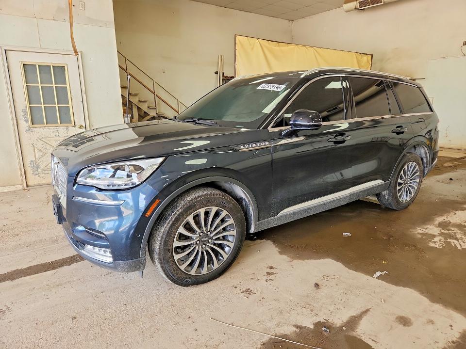 2022 Lincoln Aviator VIN 5LM5J7XC5NGL17825 — COPART salvage auction photo