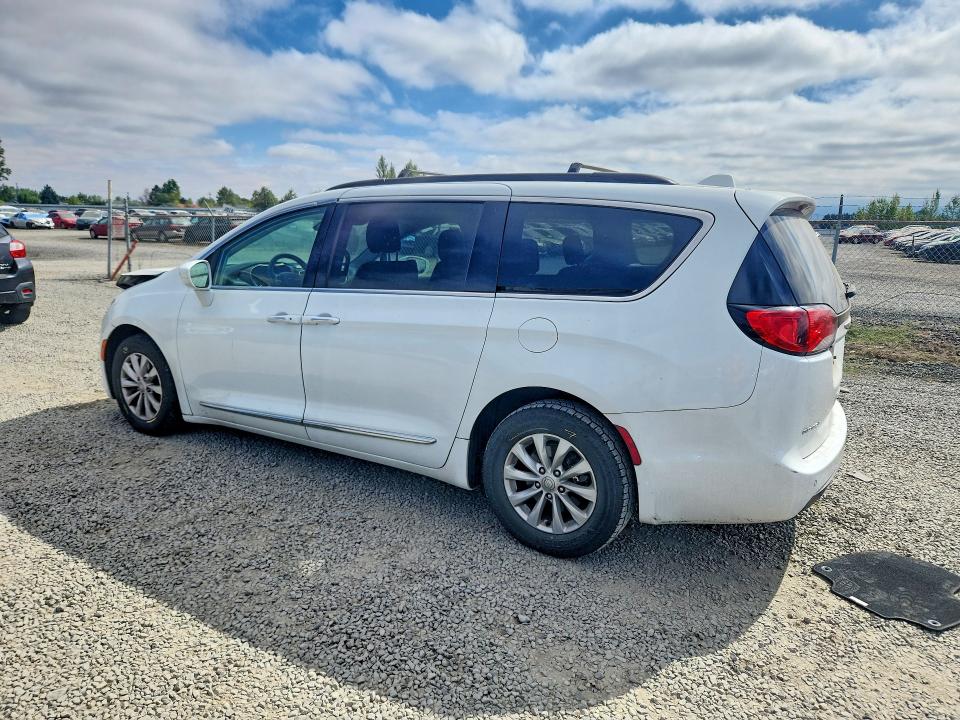 2017 Chrysler Pacifica VIN 2C4RC1BG2HR815929 COPART salvage auction — FRONT END, Or - Salvage Title Certificate, sold $2,850 on 2026-09-16 (photo 2)