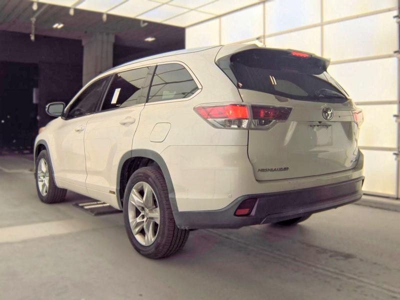 2015 Toyota Highlander VIN 5TDYKRFH9FS097073 COPART salvage auction — MINOR DENT/SCRATCHES, Fl - Certificate Of Title (P), sold $7,900 on 2026-07-28 (photo 3)