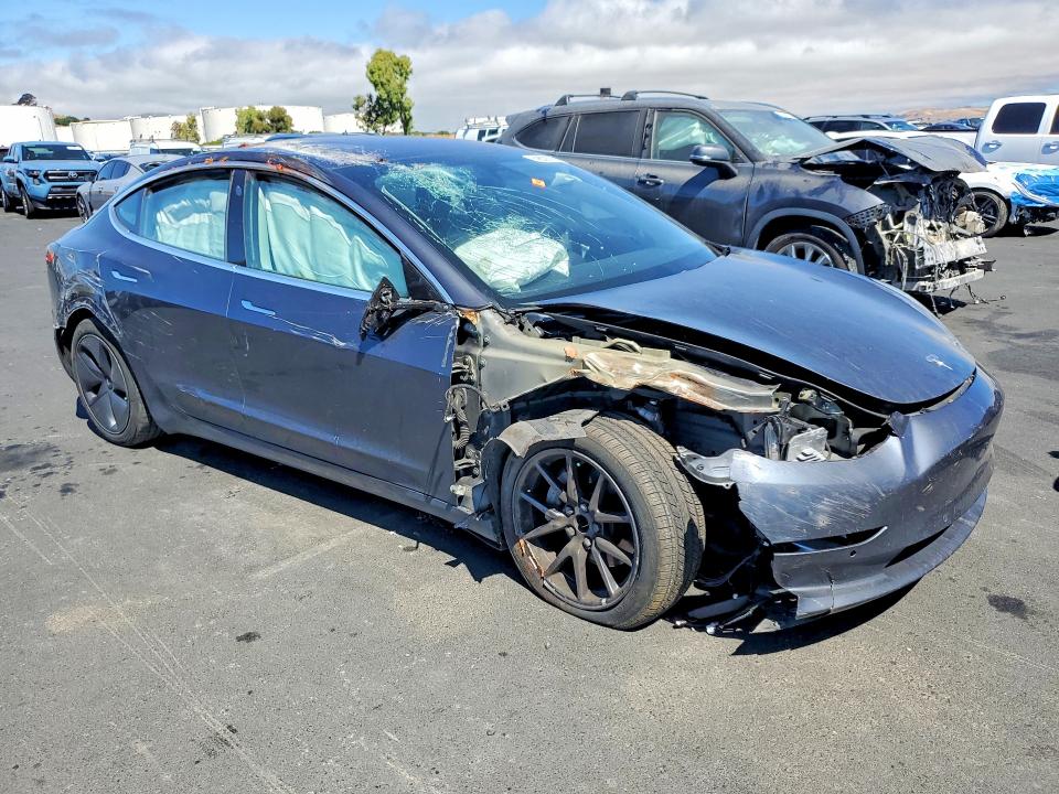 2018 Tesla Model 3 VIN 5YJ3E1EA5JF102032 COPART salvage auction — FRONT END, Ca - Salvage Certificate, sold $3,000 on 2026-07-20 (photo 4)