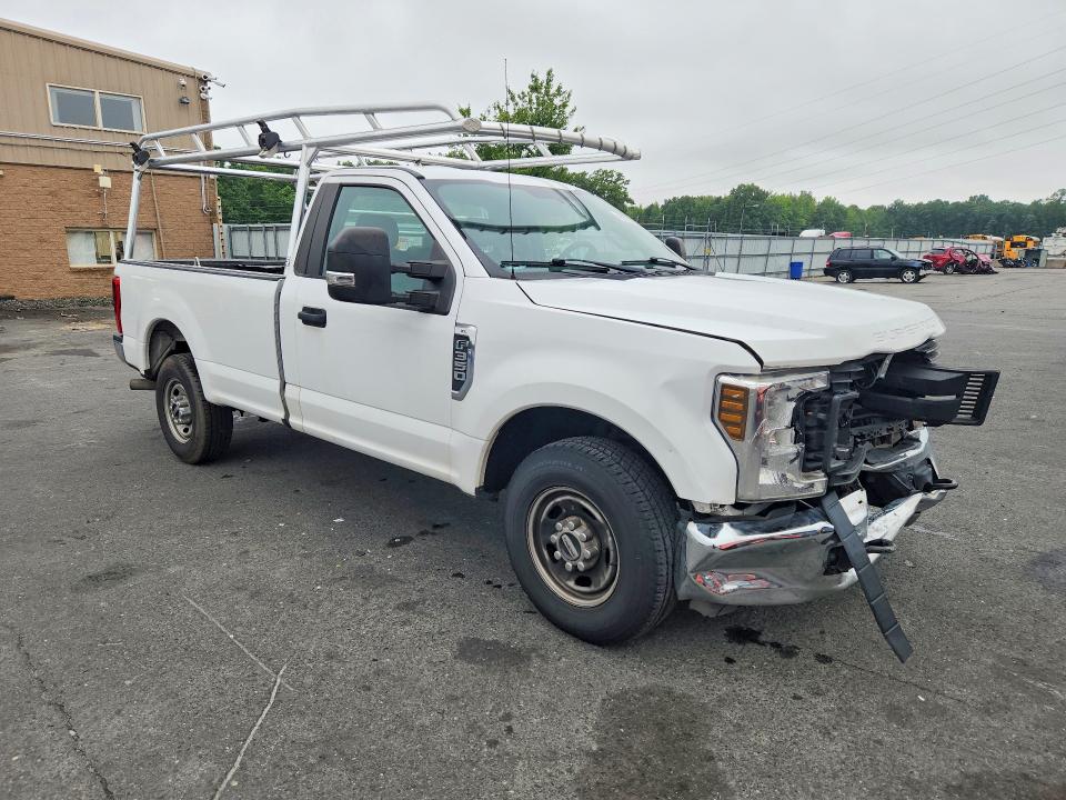 2019 Ford F-350 super duty VIN 1FTBF3A66KEE36210 COPART salvage auction — FRONT END, NJ - CERTIFICATE OF TITLE, sold $1,650 on 2026-07-09 (photo 4)