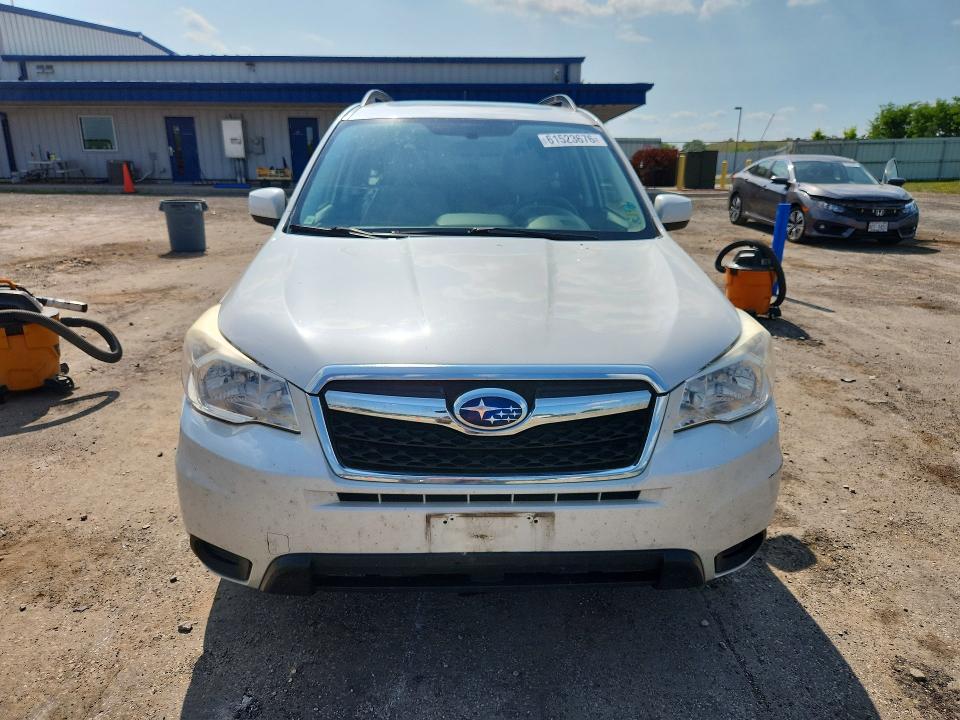 2015 Subaru Forester VIN JF2SJADC3FH552314 COPART salvage auction — REAR END, Wi - Junked Vehicle Bill Of Sale, sold $175 on 2026-07-28 (photo 5)