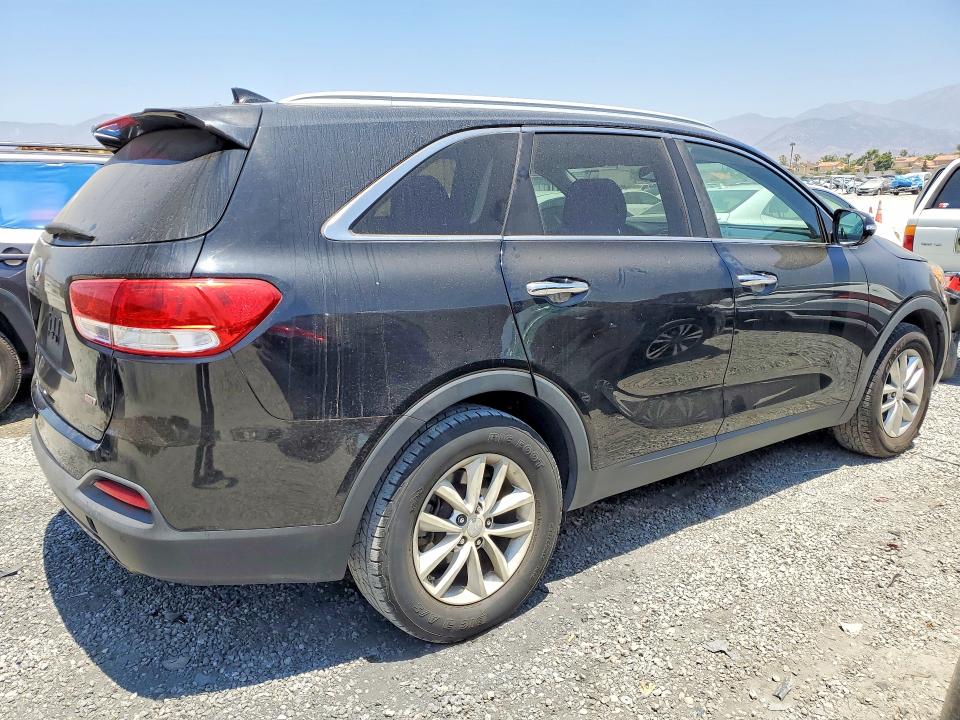 2016 Kia VIN 5XYPG4A3XGG064643 COPART salvage auction — MINOR DENT/SCRATCHES, Ca - Dis/Dlr/Exp Only Clean Title, sold $2,400 on 2026-07-08 (photo 3)