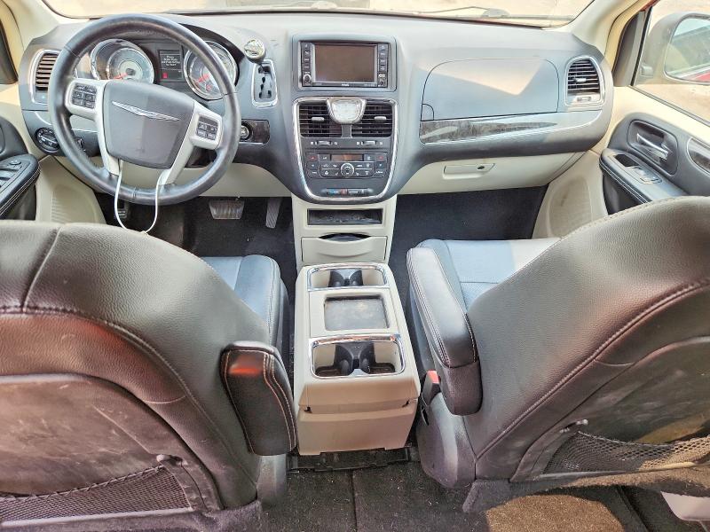 2016 Chrysler Voyager VIN 2C4RC1CG5GR119479 COPART salvage auction — NORMAL WEAR, Wi - Certificate Of Title, sold $1,750 on 2026-07-30 (photo 8)