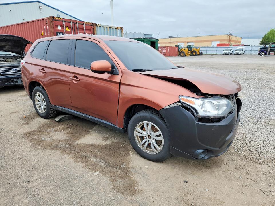 2014 Mitsubishi Outlander VIN JA4AZ2A34EZ601892 COPART salvage auction — FRONT END, ON - PERMIT SALVAGE, sold $325 on 2026-07-23 (photo 4)