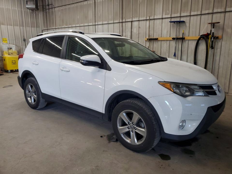 2015 Toyota Rav 4 VIN JTMRFREV3FD102408 COPART salvage auction — MINOR DENT/SCRATCHES, Pa - Cert Of Title, sold $4,950 on 2026-07-09 (photo 4)