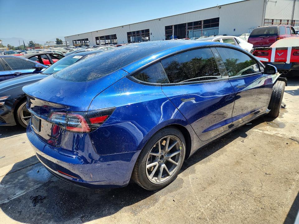 2022 Tesla Model 3 VIN 5YJ3E1EB8NF125626 COPART salvage auction — FRONT END, CA - DIS/DLR/EXP ONLY CLEAN TITLE (P), sold $11,300 on 2026-07-16 (photo 3)