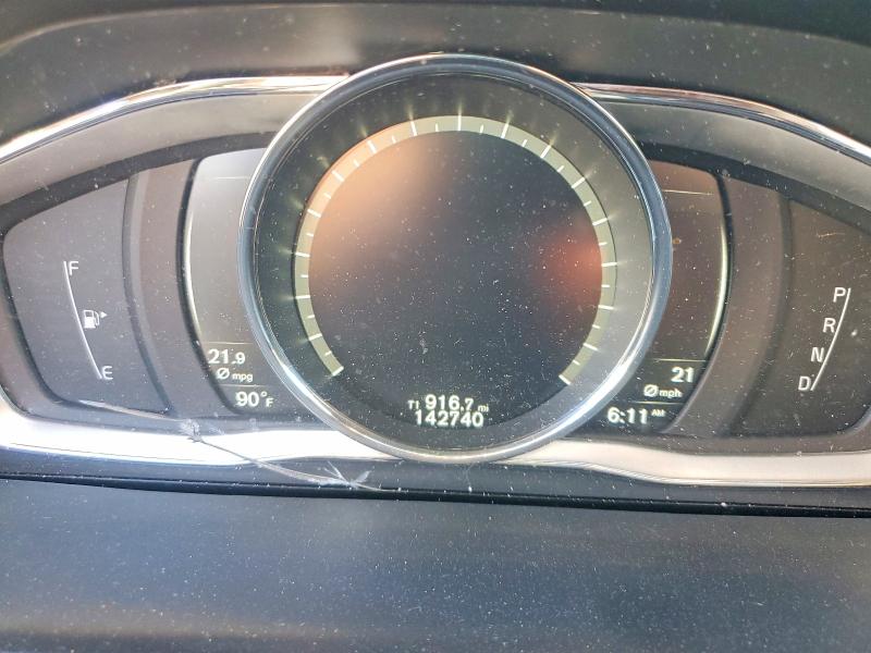 2018 Volvo S60 VIN YV140MTL1J2460637 COPART salvage auction — FRONT END, Co - Dis/Dlr/Exp Only Clean Title, sold $625 on 2026-08-11 (photo 9)