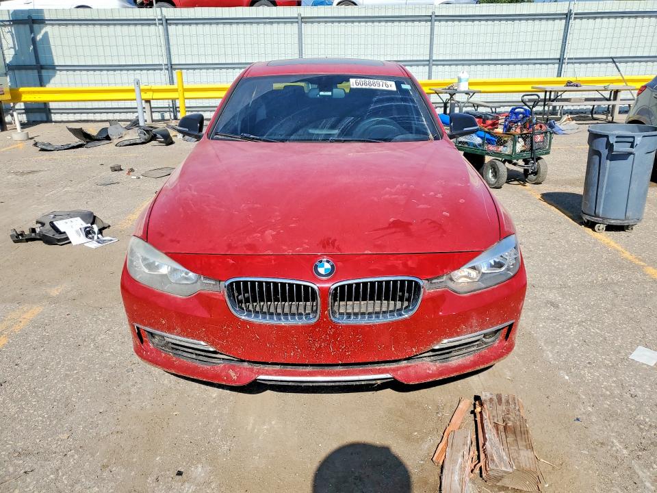 2014 BMW 3er VIN WBA3A5G51ENP29088 COPART salvage auction — HAIL, KS - CERT OF TITLE-SALVAGE, sold $850 on 2026-08-10 (photo 5)