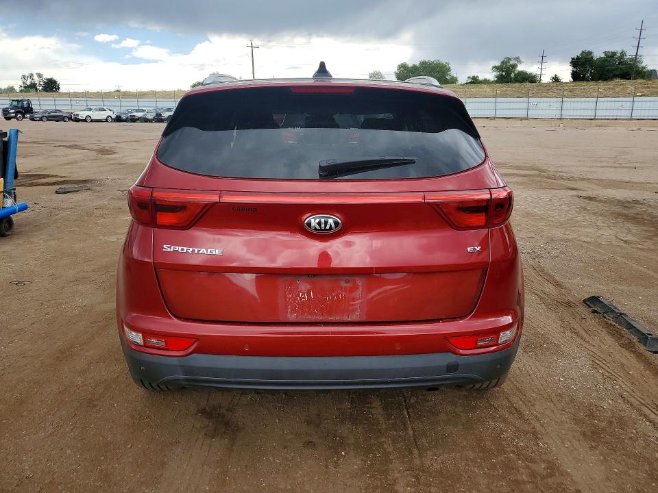 2017 Kia Sportage VIN KNDPN3AC7H7083696 COPART salvage auction — MINOR DENT/SCRATCHES, Co - Dis/Dlr/Exp Only Clean Title, sold $3,600 on 2026-07-22 (photo 6)