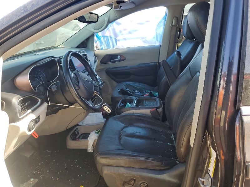 2017 Chrysler VIN 2C4RC1BG1HR823214 COPART salvage auction — MINOR DENT/SCRATCHES, Nv - Salvage Title, sold $2,500 on 2026-08-28 (photo 7)