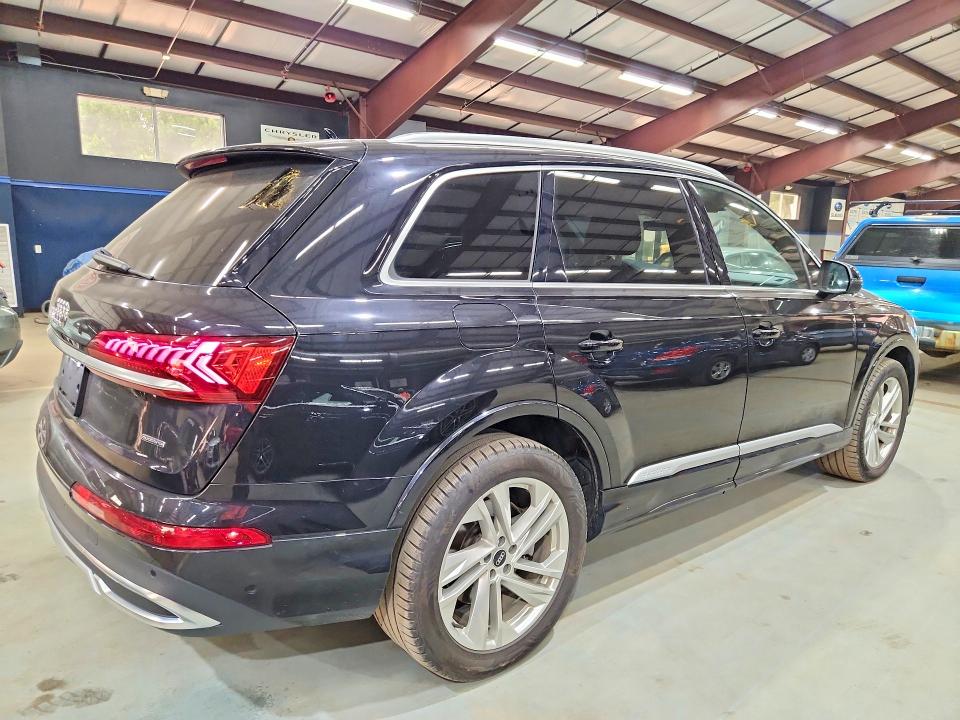2021 Audi Q7 VIN WA1AXAF74MD021548 COPART salvage auction — MINOR DENT/SCRATCHES, Ny - Certificate Of Title (P), sold $15,400 on 2026-07-30 (photo 3)