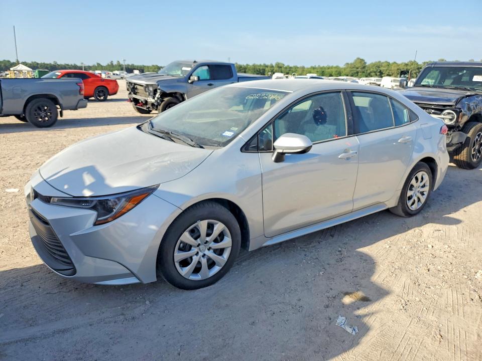 2026 Toyota Corolla VIN 5YFB4MDE5TP432569 COPART salvage auction — WATER/FLOOD, FL - CERT OF TITLE-SLVG REBLD FLOOD, sold $9,300 on 2026-07-28 (photo 1)