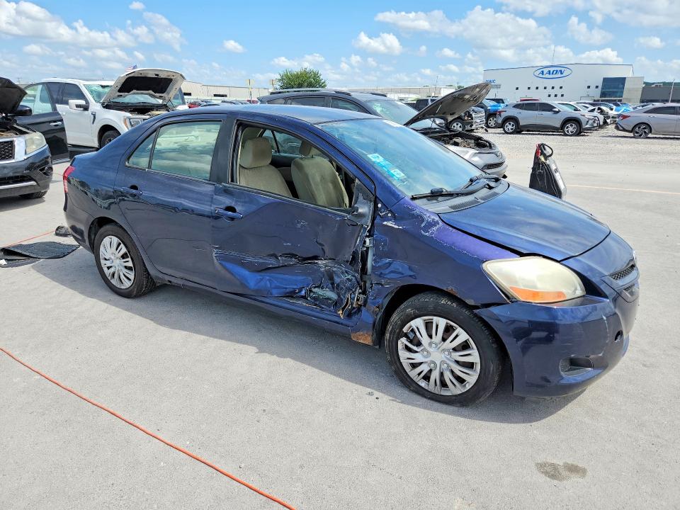 2007 Toyota Yaris VIN JTDBT923471039660 COPART salvage auction — SIDE, Ok - Certificate Of Title, sold $1,000 on 2026-07-08 (photo 4)