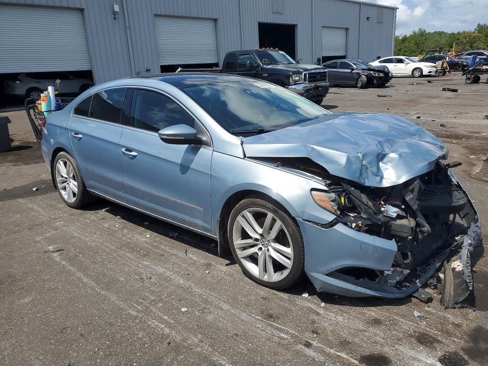 2013 Volkswagen VIN WVWRN7ANXDE518489 COPART salvage auction — FRONT END, FL - CERT OF TITLE SLVG REBUILDABLE, sold $275 on 2026-07-20 (photo 4)
