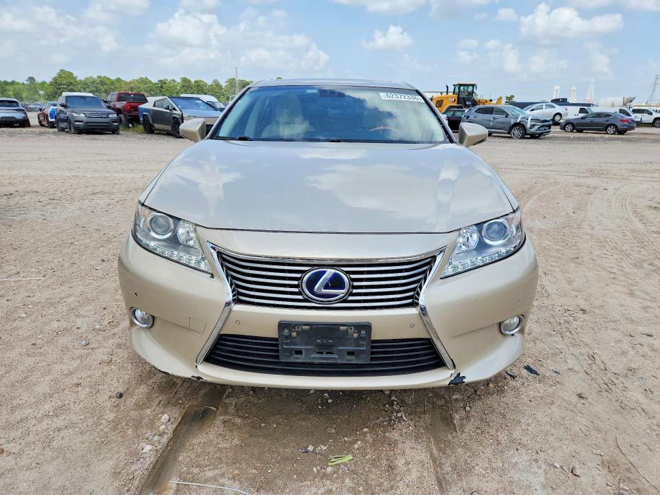 2013 Lexus Es 300h VIN JTHBW1GG7D2008248 COPART salvage auction — NORMAL WEAR, Tx - Certificate Of Title, sold $700 on 2026-07-28 (photo 5)