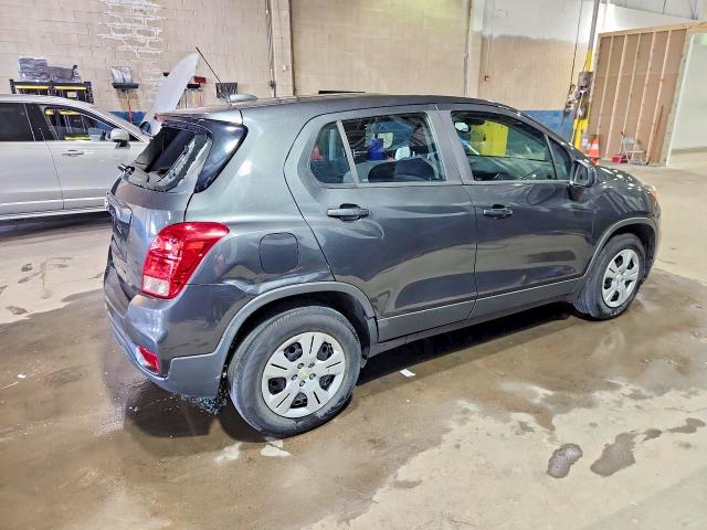 2019 Chevrolet Trax VIN 3GNCJKSB5KL152745 COPART salvage auction — NORMAL WEAR, WV - CERTIFICATE OF TITLE, sold $2,550 on 2026-07-09 (photo 3)