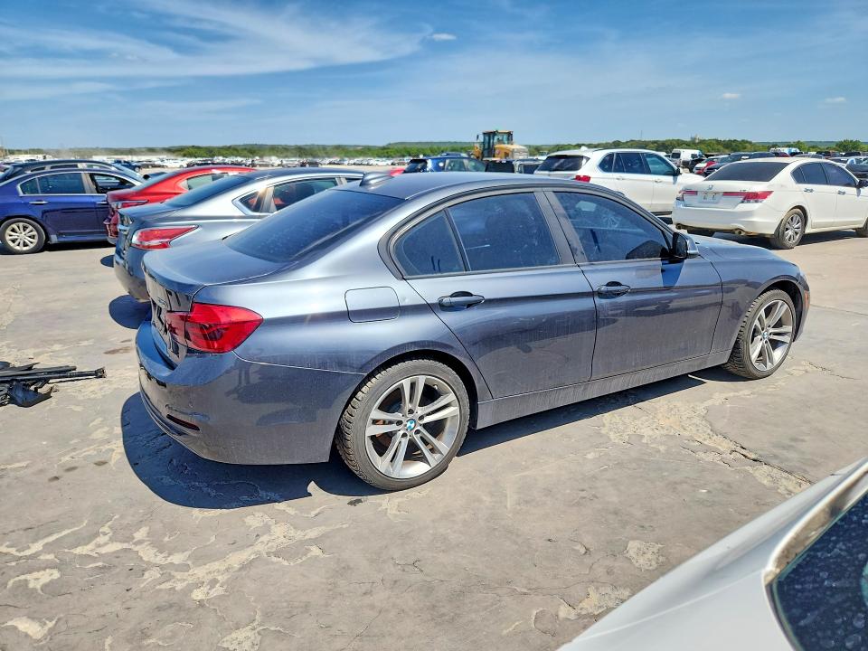 2017 BMW 3er VIN WBA8D9C30HA011715 COPART salvage auction — NORMAL WEAR, Tx - Certificate Of Title (P), sold $2,900 on 2026-08-20 (photo 3)