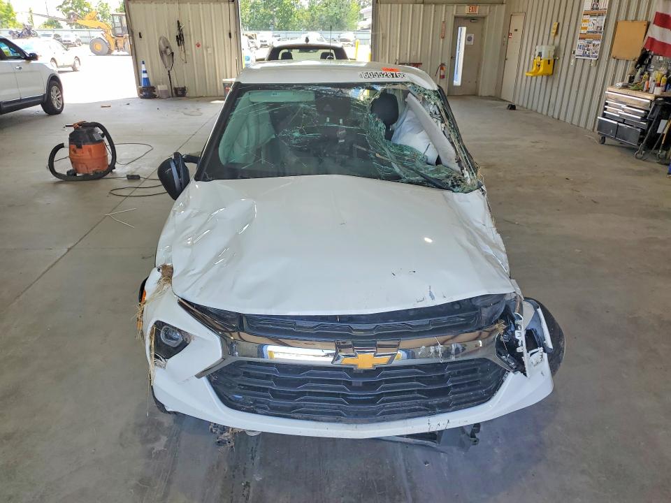 2025 Chevrolet Trailblazer VIN KL79MNSL1SB164782 COPART salvage auction — ROLLOVER, Va - Cert Of Title - Salvage, sold $250 on 2026-07-28 (photo 5)