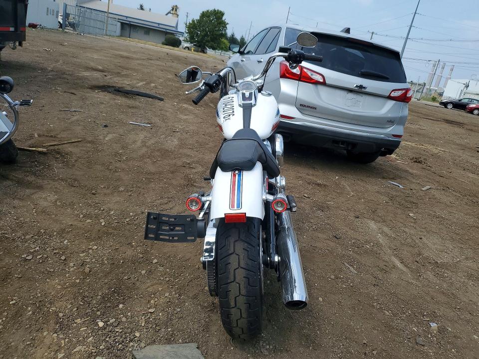 2026 Harley-davidson Super-glide VIN 1HD1BK910TB037837 COPART salvage auction — SIDE, Mi - Cert Of Title-Salvage Vehicle, sold $9,100 on 2026-08-13 (photo 4)