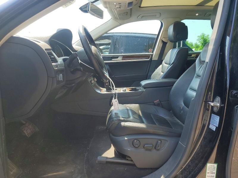 2015 Volkswagen Touareg VIN WVGEF9BP7FD003817 COPART salvage auction — FRONT END, ON - PERMIT SALVAGE, sold $2,850 on 2026-08-13 (photo 7)