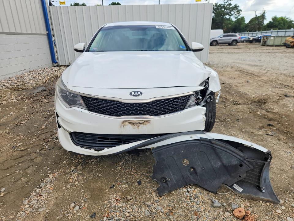 2017 Kia Optima VIN 5XXGT4L35HG155365 COPART salvage auction — FRONT END, Va - Certificate Of Title, sold $175 on 2026-07-21 (photo 5)