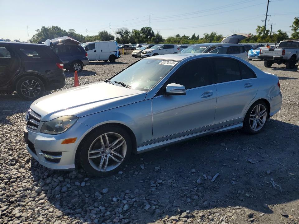 2014 Mercedes-benz C-klasse VIN WDDGF4HB0EA948092 COPART salvage auction — NORMAL WEAR, Fl - Certificate Of Title, sold $375 on 2026-08-04 (photo 1)