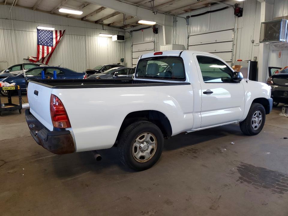 2013 Toyota Tacoma VIN 5TFNX4CN9DX023290 COPART salvage auction — HAIL, Mn - Cert Of Title-Prior Salvage, sold $550 on 2026-07-28 (photo 3)