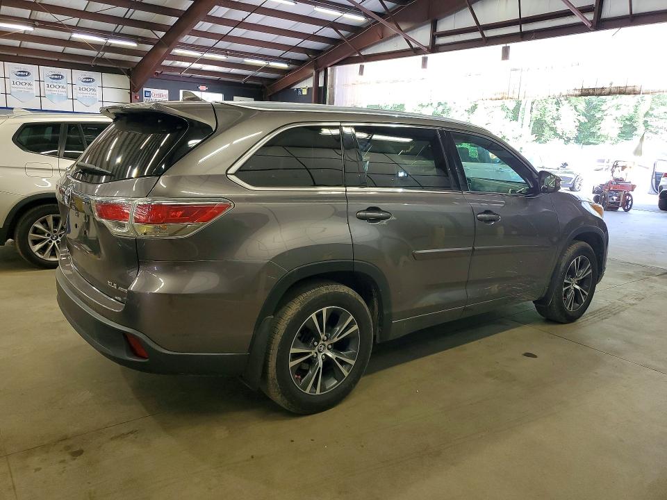 2016 Toyota Highlander VIN 5TDJKRFH8GS277521 COPART salvage auction — SIDE, MA - CERTIFICATE OF TITLE (P), sold $11,600 on 2026-07-27 (photo 3)