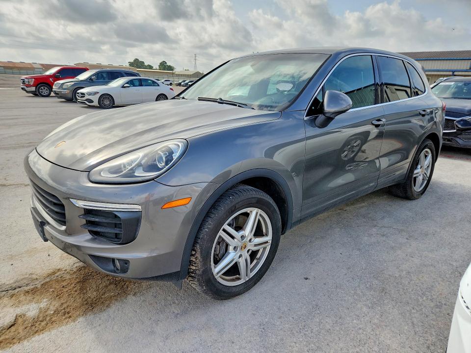 2016 Porsche Cayenne VIN WP1AA2A24GLA03925 COPART salvage auction — WATER/FLOOD, TX - SALVAGE TITLE-FLOOD DAMAGE, sold $7,200 on 2026-07-31 (photo 1)