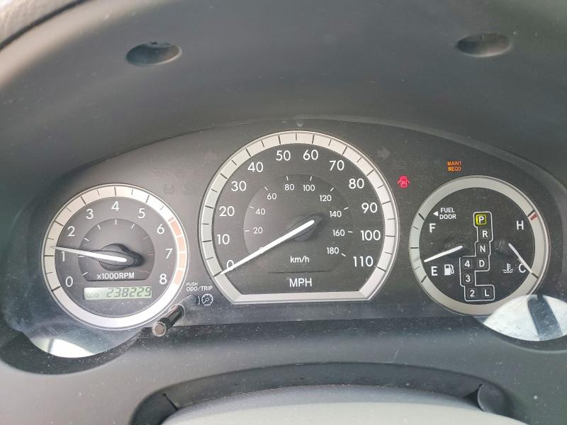 2004 Toyota Sienna VIN 5TDZA23CX4S109252 COPART salvage auction — NORMAL WEAR, Tx - Certificate Of Title, sold $300 on 2026-07-21 (photo 9)