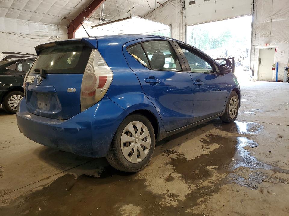 2013 Toyota Prius c VIN JTDKDTB36D1554245 COPART salvage auction — FRONT END, Vt - Certificate Of Title, sold $200 on 2026-07-20 (photo 3)