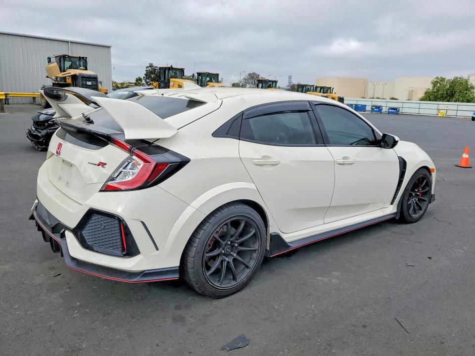 2018 Honda Civic VIN SHHFK8G77JU203913 COPART salvage auction — VANDALISM, Ca - Salvage Certificate, sold $70 on 2026-07-29 (photo 3)