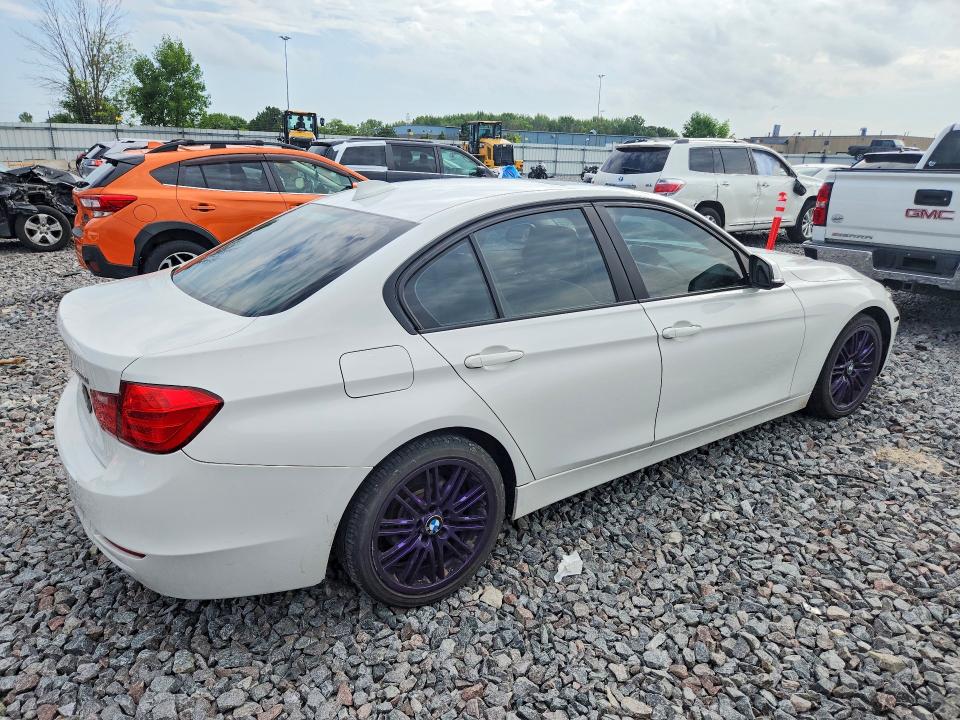 2013 BMW VIN WBA3C3C54DF979793 COPART salvage auction — MECHANICAL, Mn - Certificate Of Title, sold $700 on 2026-07-20 (photo 3)