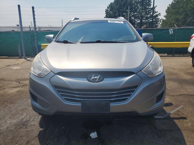 2011 Hyundai Tucson VIN KM8JU3AC1BU272888 COPART salvage auction — FRONT END, CO - DIS/DLR/EXP ONLY CLEAN TITLE, sold $1,550 on 2026-07-09 (photo 5)