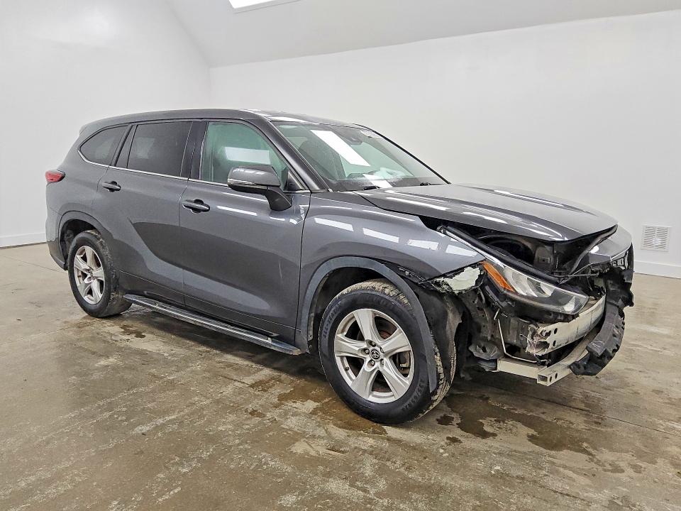 2020 Toyota Highlander VIN 5TDCZRAH7LS505062 COPART salvage auction — MINOR DENT/SCRATCHES, Ga - Certificate Of Title, sold $350 on 2026-07-28 (photo 4)