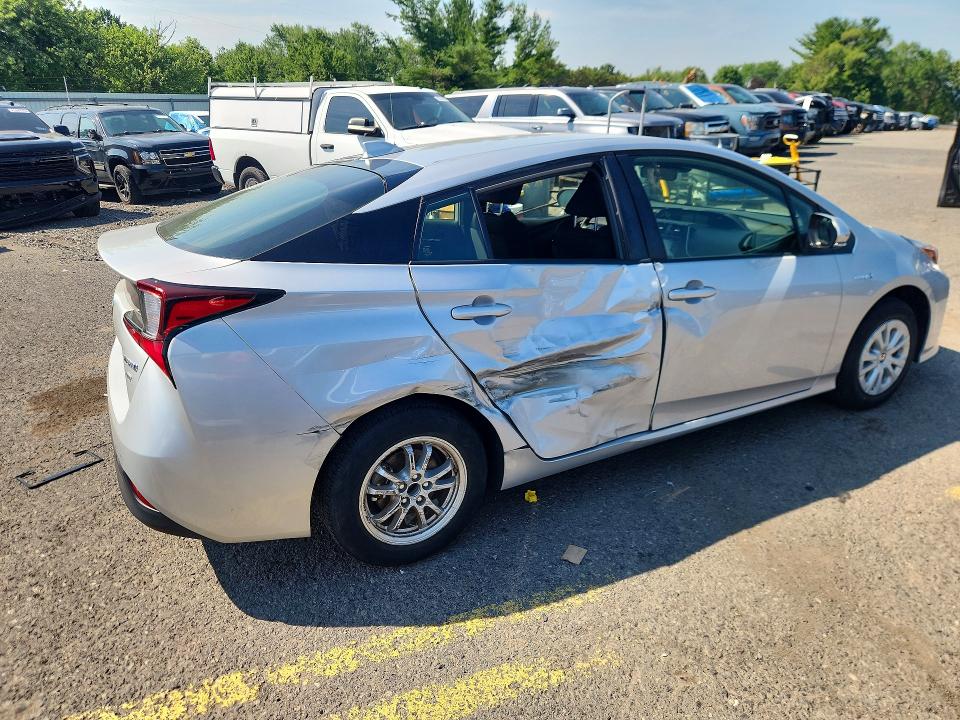 2021 Toyota Prius VIN JTDKAMFU5M3147846 COPART salvage auction — SIDE, PA - CERTIFICATE OF SALVAGE, sold $300 on 2026-07-21 (photo 3)