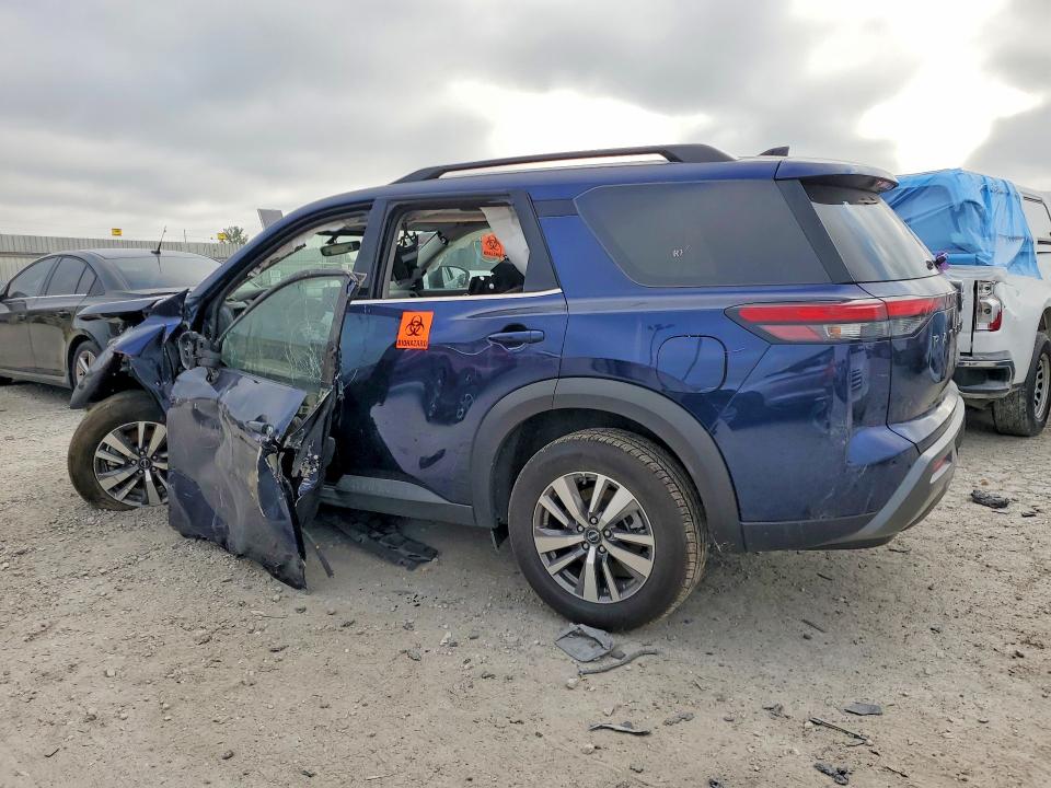 2026 Nissan Pathfinder VIN 5N1DR3CE9TC218159 COPART salvage auction — FRONT END, Fl - Parts Only, sold $8,500 on 2026-07-27 (photo 2)