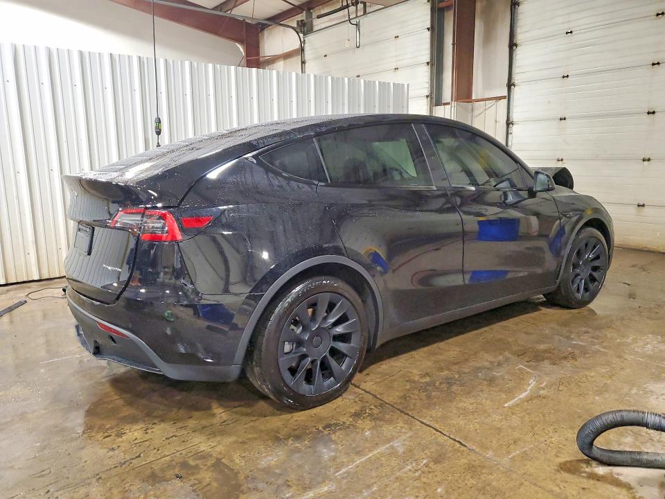 2021 Tesla Model y VIN 5YJYGDEE6MF080101 COPART salvage auction — FRONT END, PA - CERTIFICATE OF SALVAGE, sold $1,600 on 2026-07-28 (photo 3)